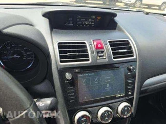 2017 Subaru Forester 2.5i Premium – miniatura 9