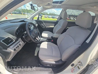 2017 Subaru Forester 2.5i Premium – miniatura 7