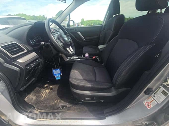 2017 Subaru Forester 2.5i Premium – miniatura 6