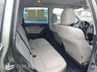 2017 Subaru Forester 2.5i Premium - miniatura 16