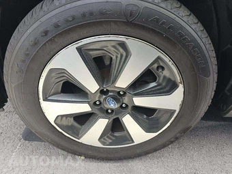 2017 Subaru Forester 2.5i Premium - miniatura 22