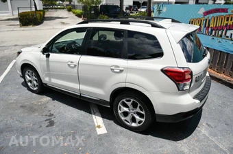 2017 Subaru Forester 2.5i Touring - miniatura 10