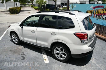 2017 Subaru Forester 2.5i Touring - miniatura 11