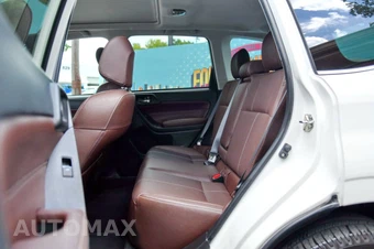 2017 Subaru Forester 2.5i Touring - miniatura 16