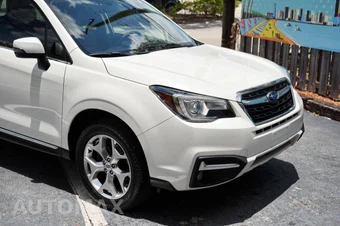 2017 Subaru Forester 2.5i Touring - miniatura 46