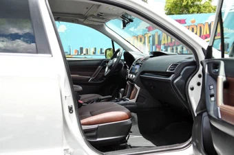 2017 Subaru Forester 2.5i Touring - miniatura 48