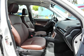 2017 Subaru Forester 2.5i Touring - miniatura 49