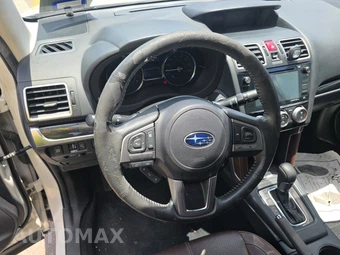 2017 Subaru Forester 2.5i Touring – miniatura 10