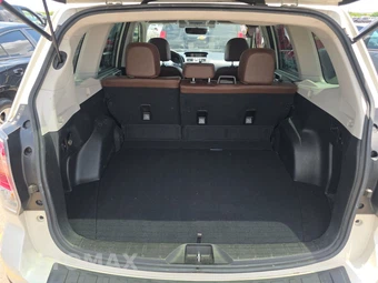 2017 Subaru Forester 2.5i Touring – miniatura 16