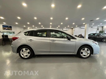 2017 Subaru Impreza 5-Door 2.0i Hatchback - miniatura 8