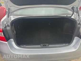 2017 Subaru Legacy 2.5i Limited – miniatura 19