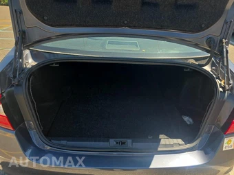 2017 Subaru Legacy 2.5i Limited – miniatura 20