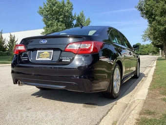 2017 Subaru Legacy 2.5i Premium - miniatura 10
