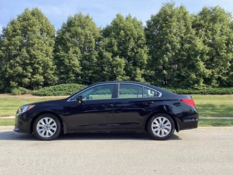 2017 Subaru Legacy 2.5i Premium - miniatura 3