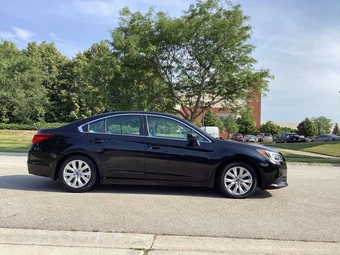 2017 Subaru Legacy 2.5i Premium - miniatura 7