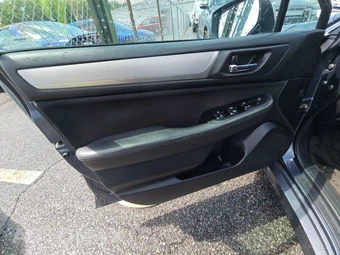 2017 Subaru Legacy 2.5i Premium - miniatura 9