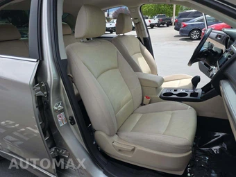 2017 Subaru Legacy 2.5i Premium – miniatura 18