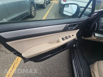 2017 Subaru Legacy 2.5i Premium - miniatura 9