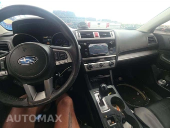 2017 Subaru Legacy 2.5i Premium – miniatura 10