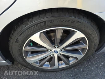 2017 Subaru Legacy 3.6R Limited - miniatura 11