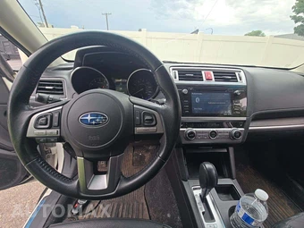 2017 Subaru Outback 2.5i Limited – miniatura 10