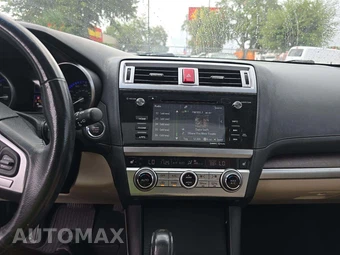 2017 Subaru Outback 2.5i Limited – miniatura 10
