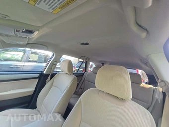 2017 Subaru Outback 2.5i Premium - miniatura 11
