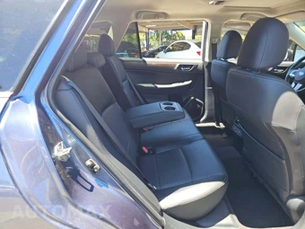 2017 Subaru Outback 3.6R Limited – miniatura 13