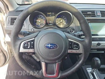 2017 Subaru Outback 3.6R Touring – miniatura 10
