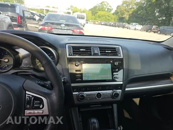 2017 Subaru Outback 3.6R Touring – miniatura 11