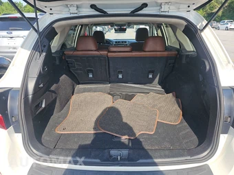 2017 Subaru Outback 3.6R Touring – miniatura 16