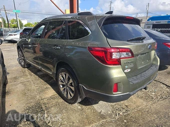 2017 Subaru Outback 3.6R Touring – miniatura 2