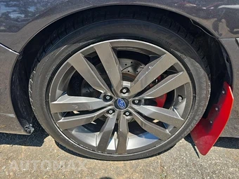 2017 Subaru WRX Premium – miniatura 8
