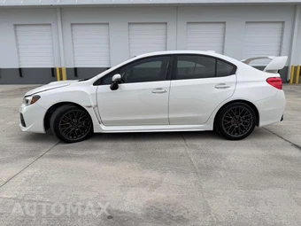 2017 Subaru WRX STi - miniatura 2