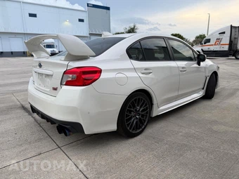 2017 Subaru WRX STi - miniatura 5