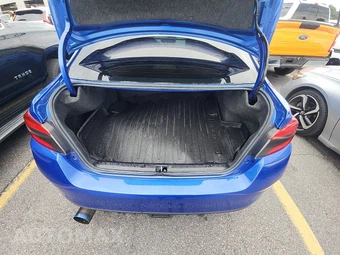 2017 Subaru WRX STi – miniatura 15