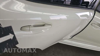 2017 Subaru WRX STi Limited w/Low Profile Trunk Spoiler - miniatura 23