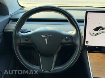 2017 Tesla Model 3 Long Range – miniatura 12
