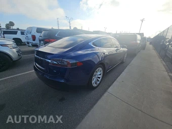 2017 Tesla Model S 75 – miniatura 4