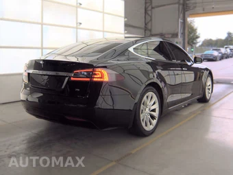 2017 Tesla Model S 75 – miniatura 4