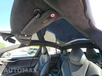 2017 Tesla Model S 75D – miniatura 8