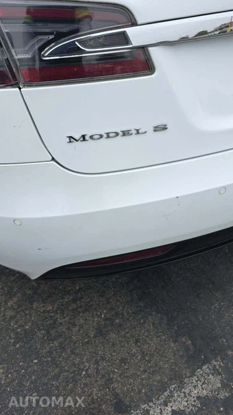 2017 Tesla Model S 75D - miniatura 27