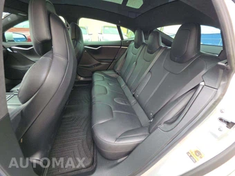 2017 Tesla Model S 75D – miniatura 10