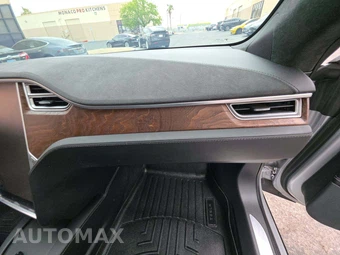 2017 Tesla Model S 75D – miniatura 16