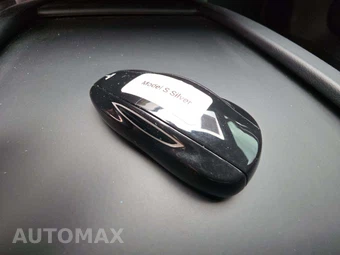 2017 Tesla Model S 75D – miniatura 5