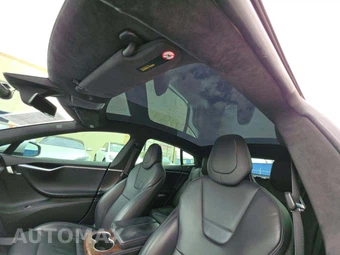 2017 Tesla Model S 75D – miniatura 8