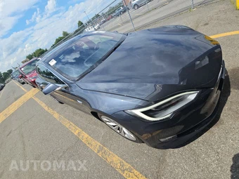 2017 Tesla Model S 90D – miniatura 3