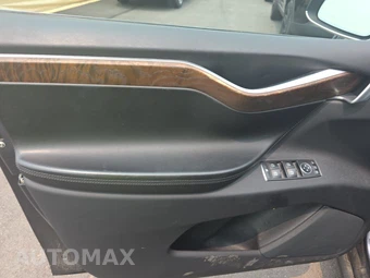 2017 Tesla Model X 100D – miniatura 9