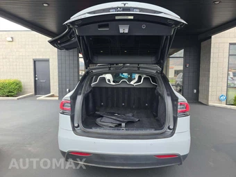 2017 Tesla Model X 100D - miniatura 14