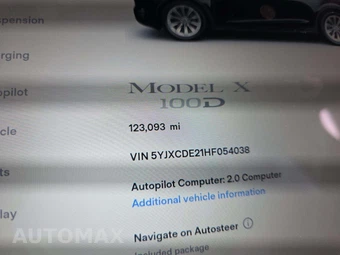2017 Tesla Model X 100D - miniatura 9